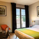 Adonis Dock Ouest Lägenhetshotell 3*