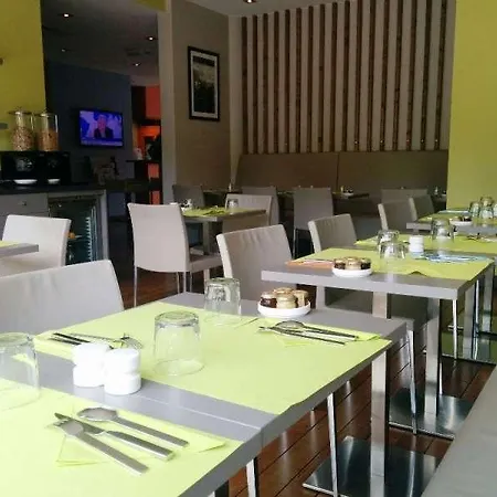 Apartahotel Adonis Dock Ouest Lyon