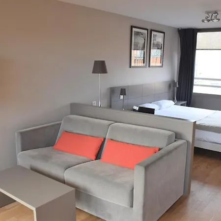 Apartahotel Adonis Dock Ouest Lyon