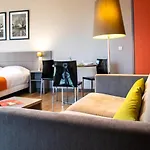 Adonis Dock Ouest 3*