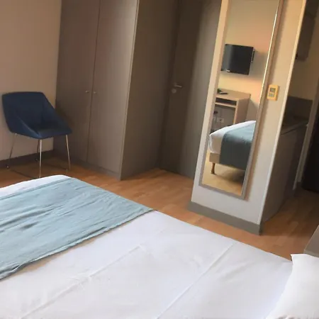 Adonis Dock Ouest 3*