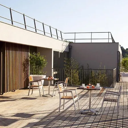 Adonis Dock Ouest