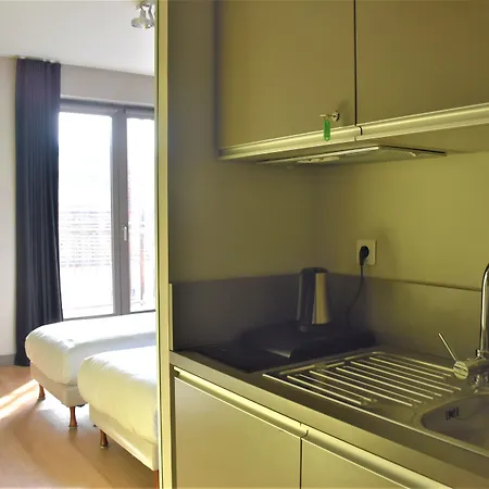 Adonis Dock Ouest 里昂