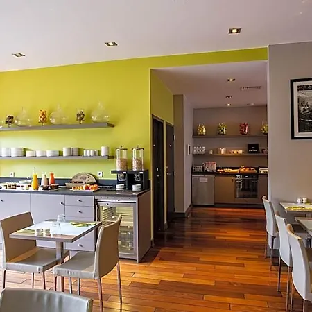 Aparthotel Adonis Dock Ouest 3*