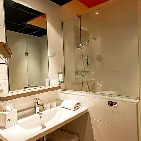Adonis Dock Ouest 3* Lyon