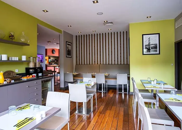 Adonis Dock Ouest 3* Lyon