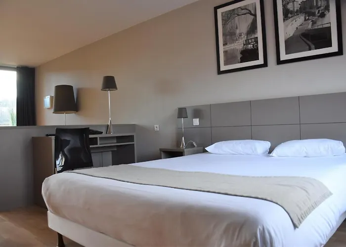Apartahotel Adonis Dock Ouest Lyon