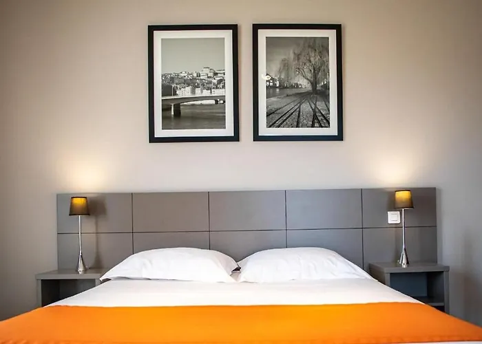 Adonis Dock Ouest Apart Otel