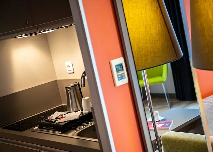 Apartahotel Adonis Dock Ouest 3*