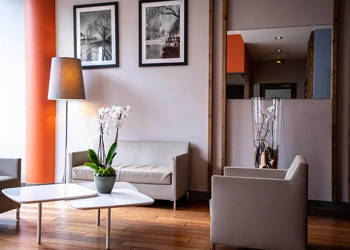 Apart Otel Adonis Dock Ouest 3*