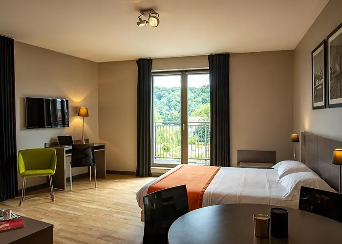 Apartahotel Adonis Dock Ouest 3*