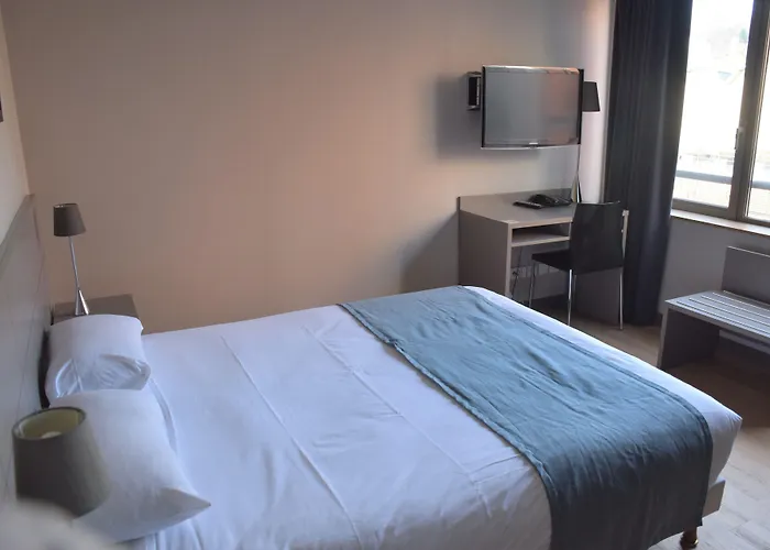 Adonis Dock Ouest 3*