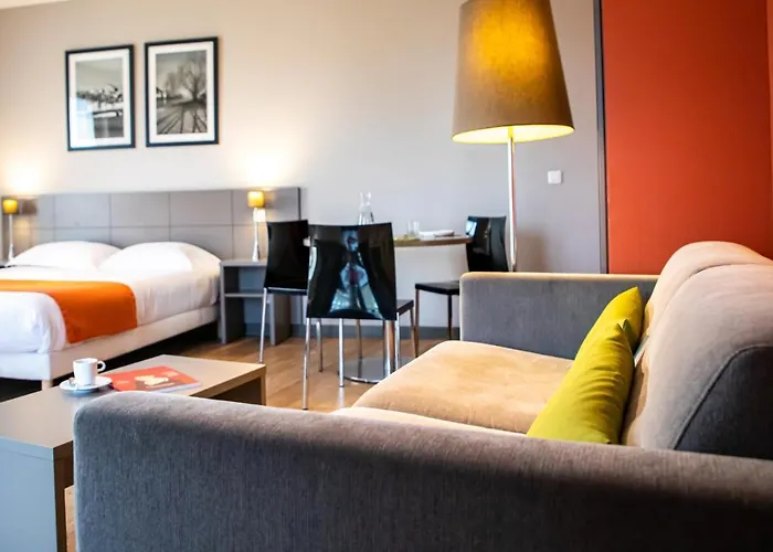 Adonis Dock Ouest 3*