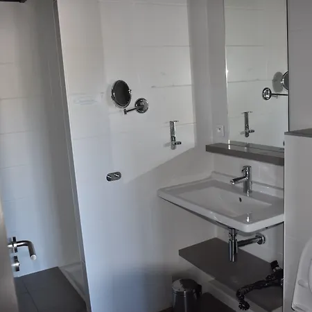 Lejlighedshotel Adonis Dock Ouest 3*