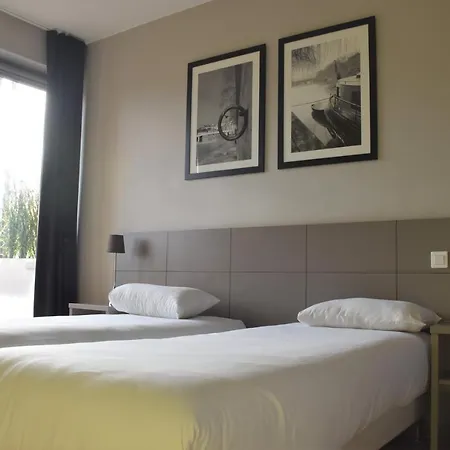 Apart-hotel Adonis Dock Ouest