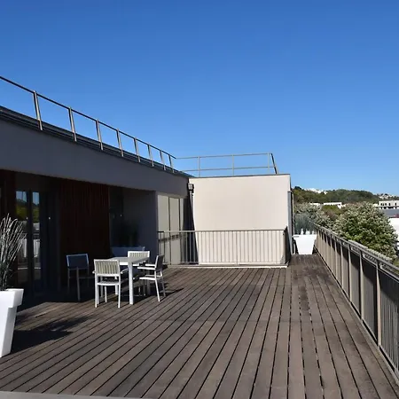 Apart-hotel Adonis Dock Ouest