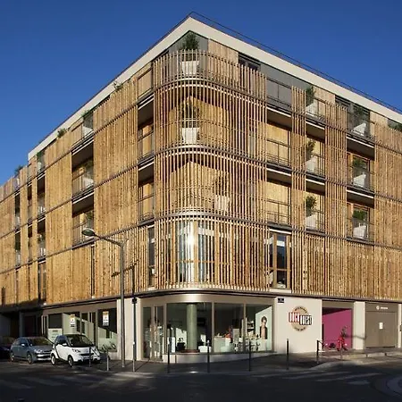 Apart-hotel Adonis Dock Ouest
