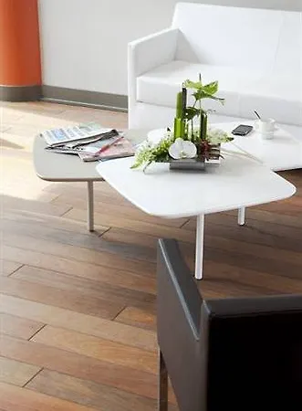Apart-hotel Adonis Dock Ouest