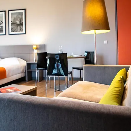 Adonis Dock Ouest 3*