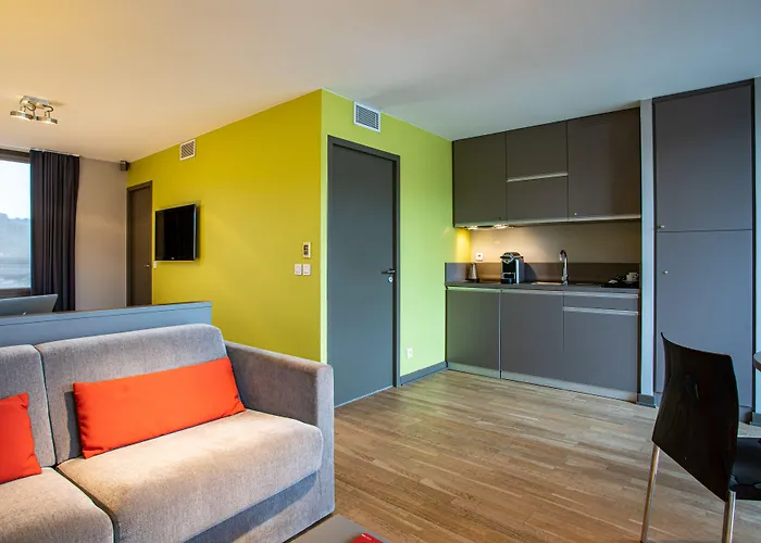 Adonis Dock Ouest 3*